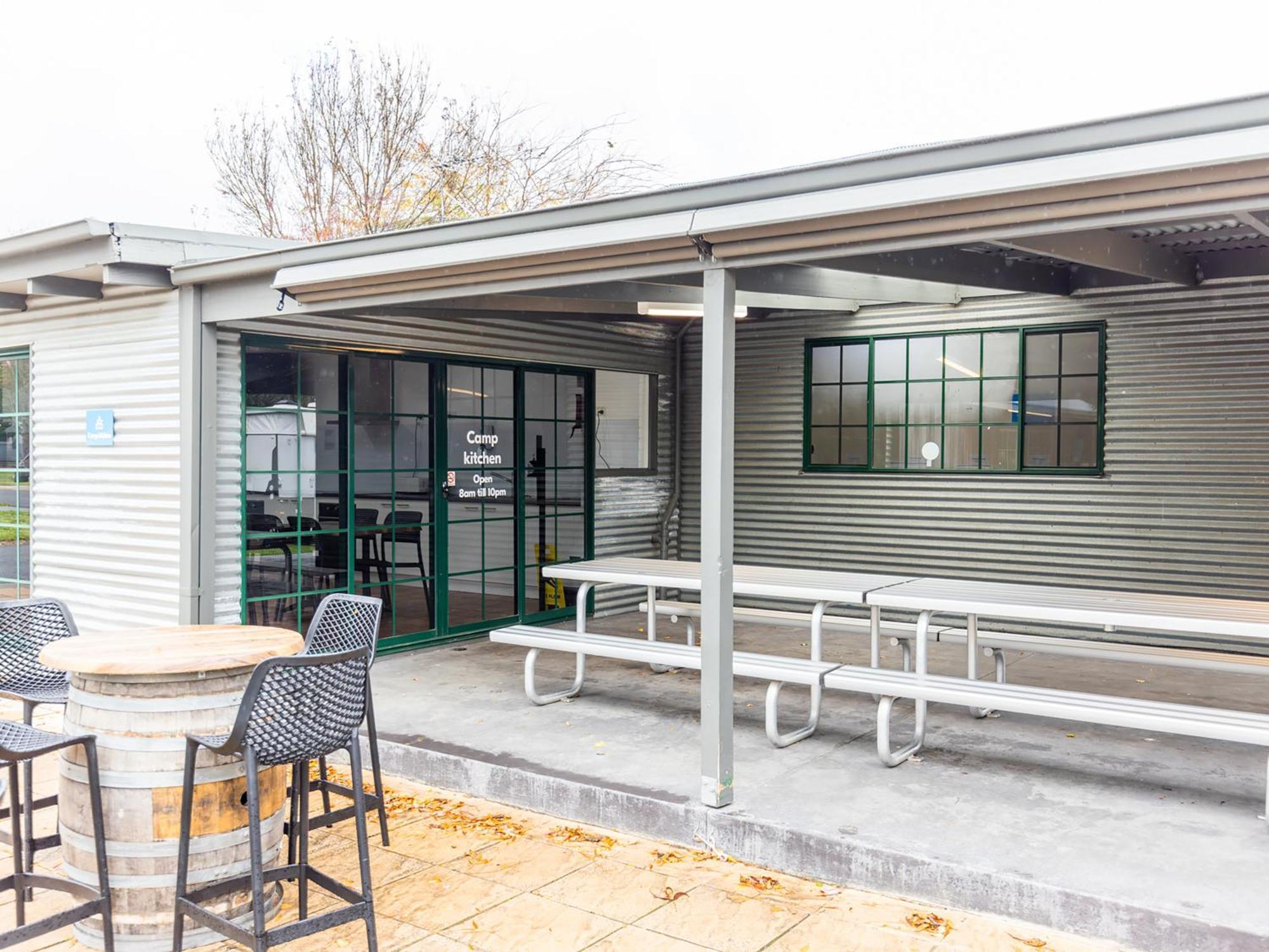 Nrma Ballarat Holiday Park Luaran gambar