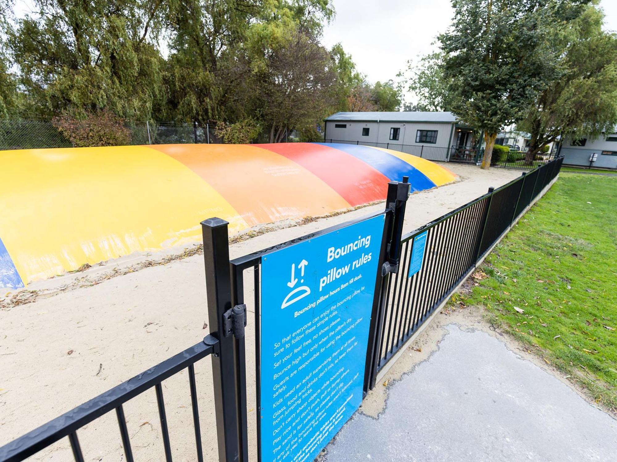 Nrma Ballarat Holiday Park Luaran gambar
